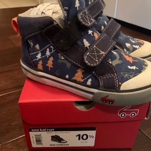 EUC! See Kai Run Matty Woodlands Shoes, Size 10.5